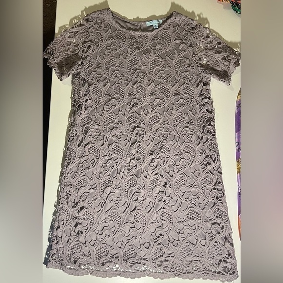 She + Sky- Floral Laced Dusty Purple Dress-  S - Picture 2 of 10